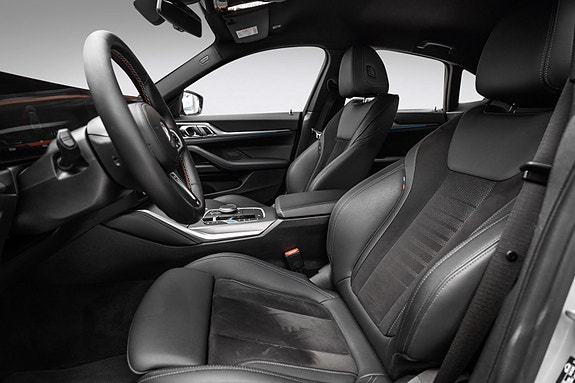 BMW i4 10 of 28
