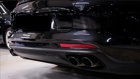 Porsche Panamera 4 20 of 30