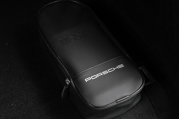Porsche Cayenne 28 of 30