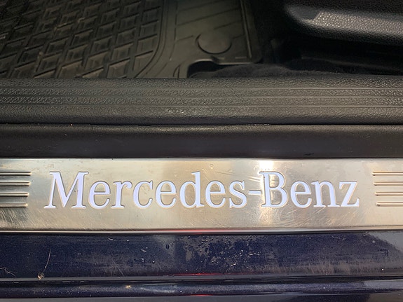 Mercedes-Benz C350 e 29 of 30