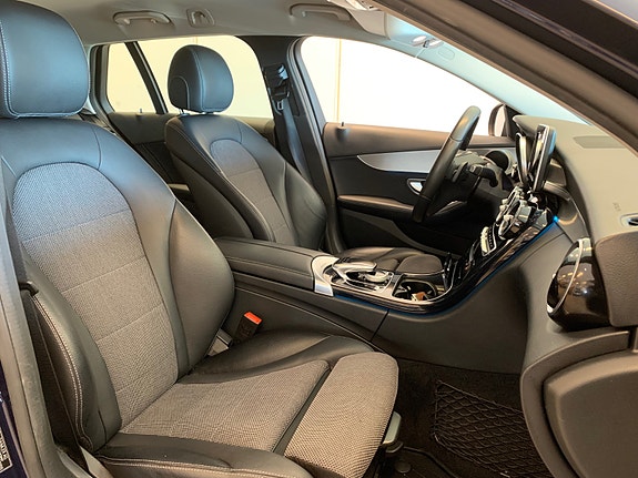 Mercedes-Benz C350 e 16 of 30
