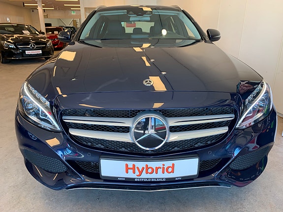 Mercedes-Benz C350 e 4 of 30