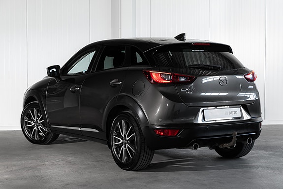 Mazda CX-3 2 of 19