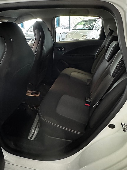 Renault Zoe 8 of 11