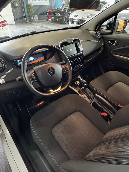 Renault Zoe 7 of 11