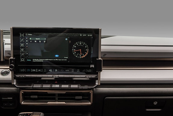 GMC Hummer EV 26 of 30