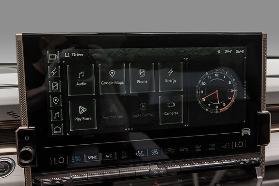 GMC Hummer EV 29 of 30