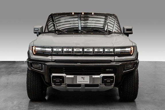 GMC Hummer EV 4 of 30