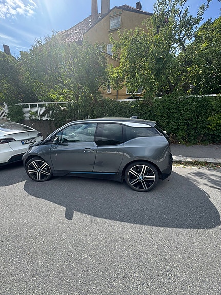 BMW i3 4 of 4