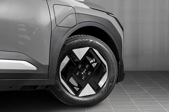 Kia EV3 12 of 30
