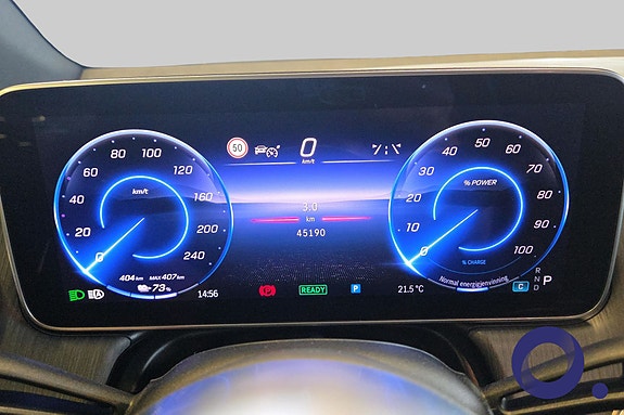 Mercedes-Benz EQE SUV 10 of 30