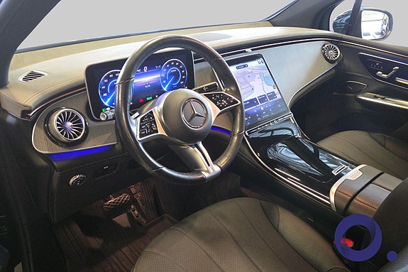 Mercedes-Benz EQE SUV 14 of 30