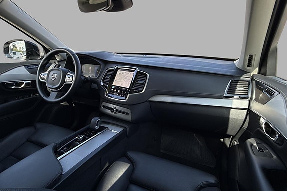 Volvo XC90 21 of 29