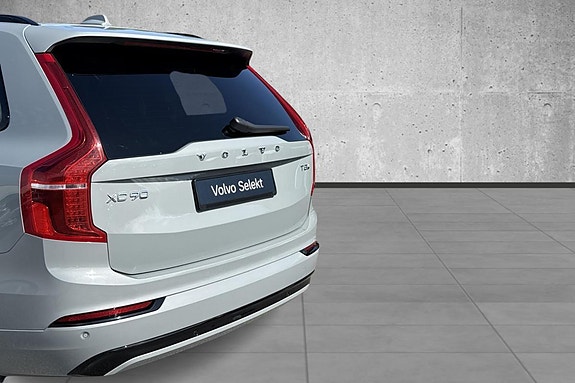 Volvo XC90 11 of 29