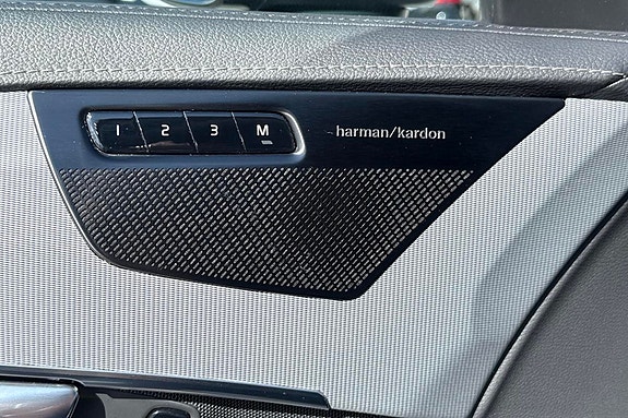 Volvo XC90 19 of 29