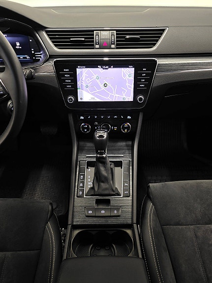 Skoda Superb 29 of 30