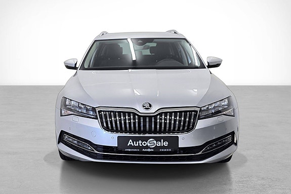Skoda Superb 9 of 30