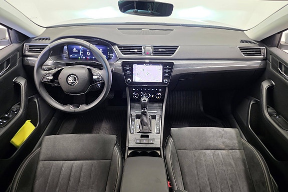 Skoda Superb 22 of 30