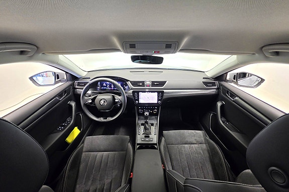 Skoda Superb 21 of 30