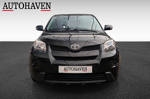 Toyota Urban Cruiser 2 of 18