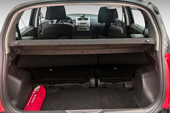 Toyota Urban Cruiser 9 of 18