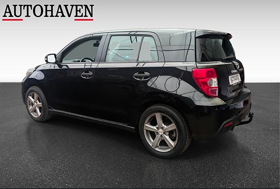 Toyota Urban Cruiser 5 of 18