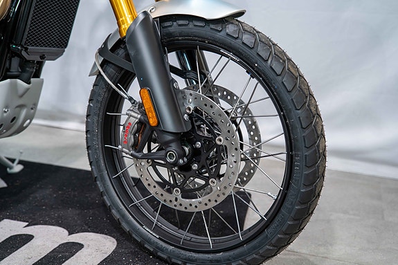 Triumph Scrambler 1200 XE 5 of 25