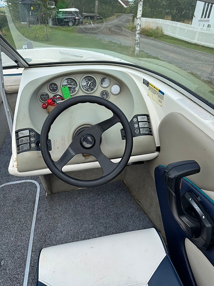 Bayliner 1850 capri Med henger 9 of 21