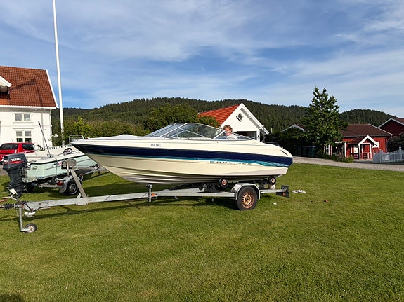 Bayliner 1850 capri Med henger 2 of 21