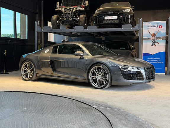 Audi R8 10 of 30