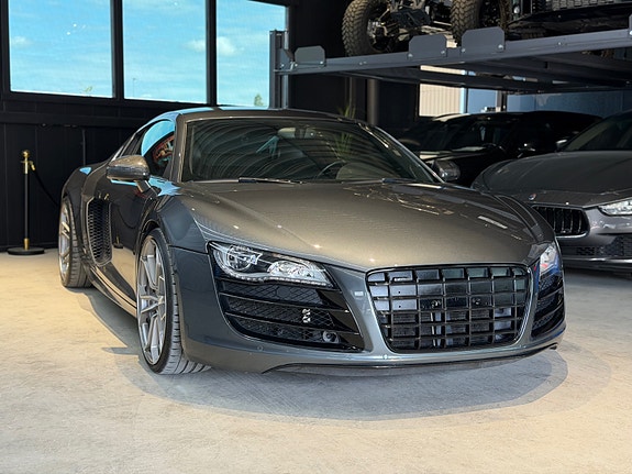 Audi R8 5 of 30