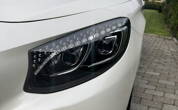 Mercedes-Benz S63 18 of 30