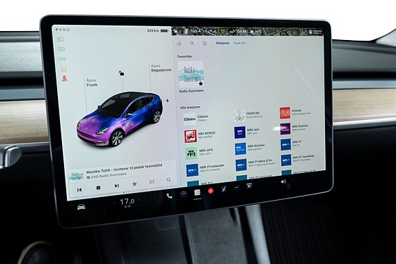 Tesla Model Y 13 of 28