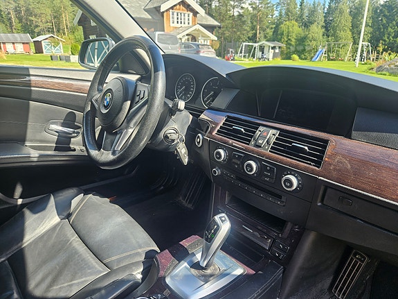 BMW 520d 14 of 19