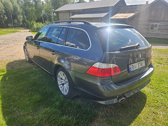 BMW 520d 3 of 19