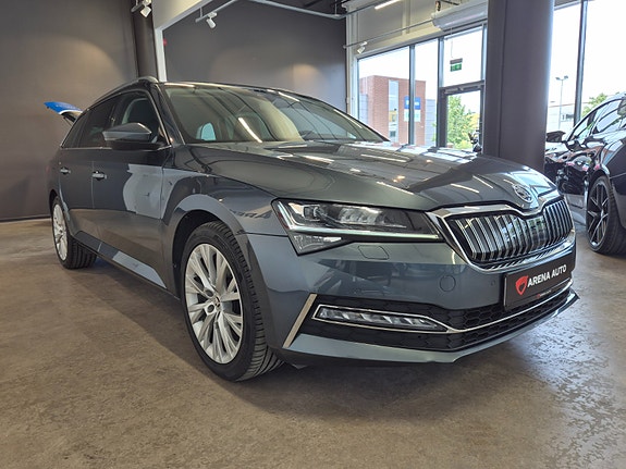 Skoda Superb 7 of 30
