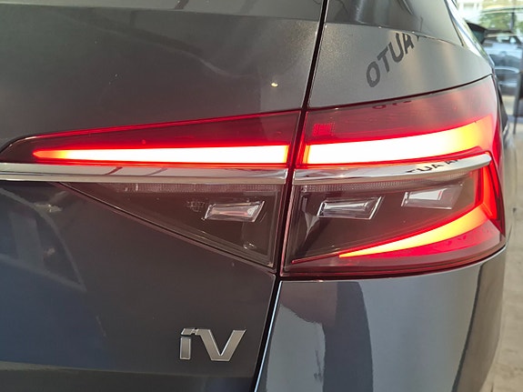 Skoda Superb 11 of 30