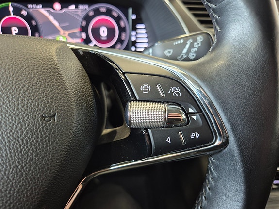 Skoda Superb 18 of 30