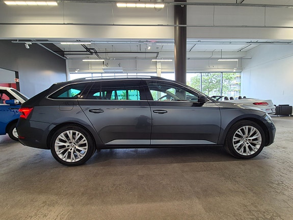 Skoda Superb 6 of 30