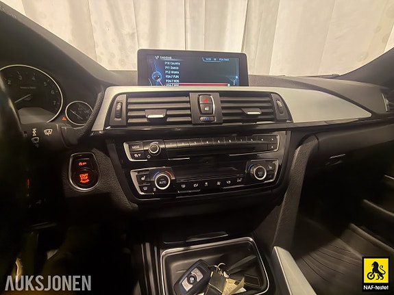 BMW 4_serie 16 of 29