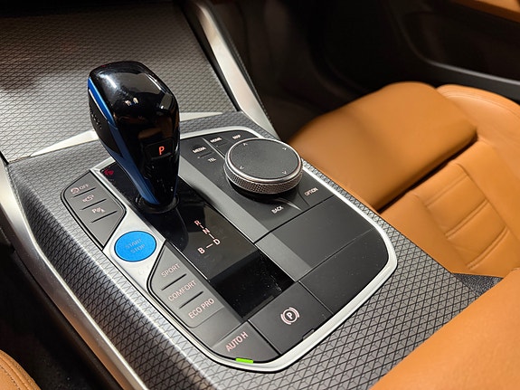 BMW i4 11 of 24