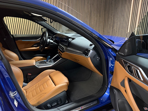 BMW i4 6 of 24