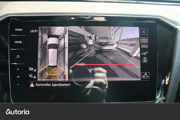 Volkswagen Passat Alltrack 18 of 24