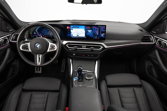 BMW i4 17 of 30