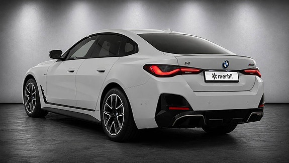 BMW i4 6 of 30