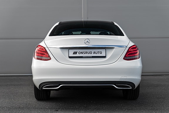Mercedes-Benz C180 8 of 20