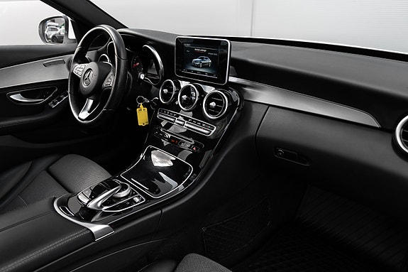 Mercedes-Benz C180 12 of 20