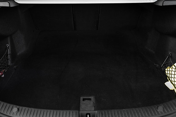 Mercedes-Benz C180 9 of 20