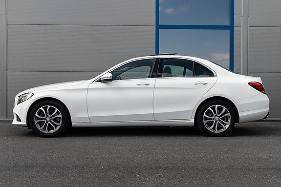 Mercedes-Benz C180 2 of 20