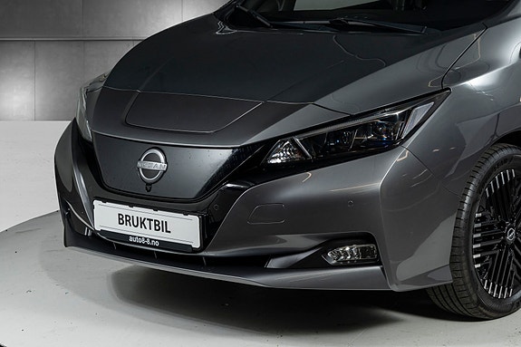Nissan Leaf 3 of 30